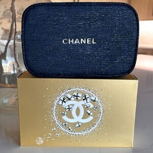 NEW CHANEL toiletry pouch